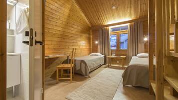 Quadruple Room (Hotel) | Free WiFi, bed sheets