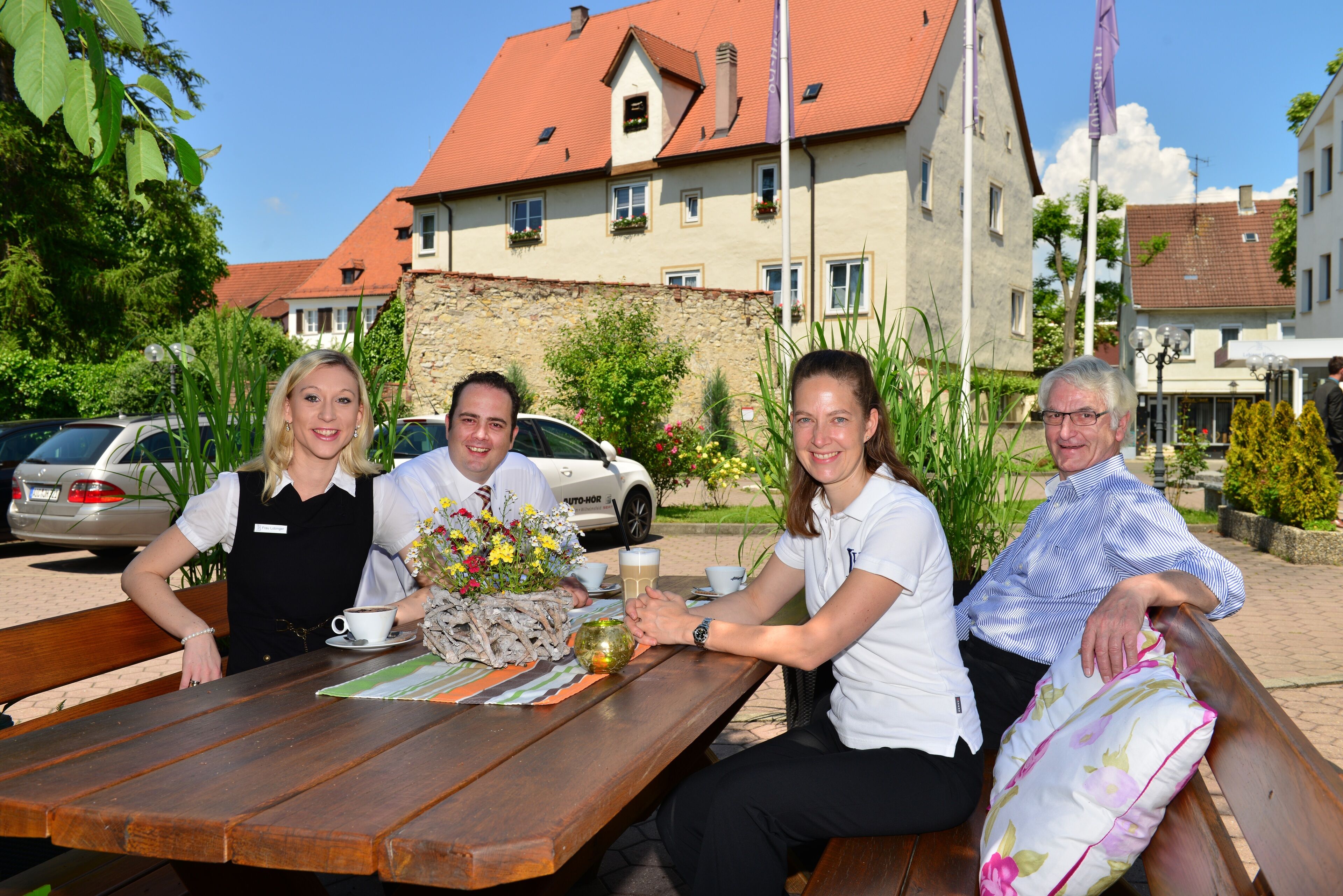 dinner served, regional cuisine, al fresco dining