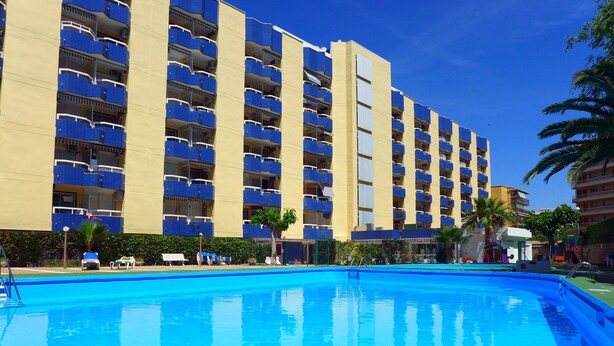 Seasonal outdoor pool - Alboran (Salou)