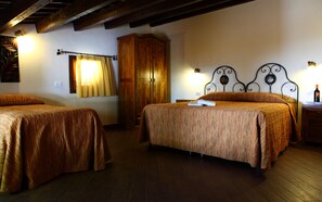 Junior Suite | Minibar, in-room safe, soundproofing, cribs/infant beds - Bed & Breakfast Sabir (San Vito Lo Capo)