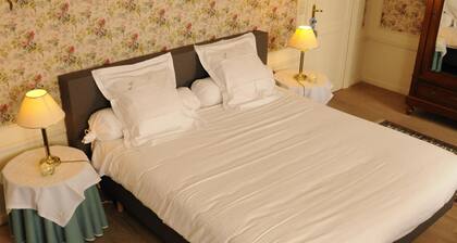 Fine Fleur Bed & Breakfast