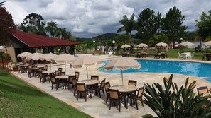 Outdoor pool, pool loungers