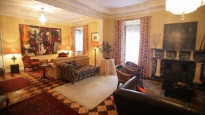 Executive-lounge