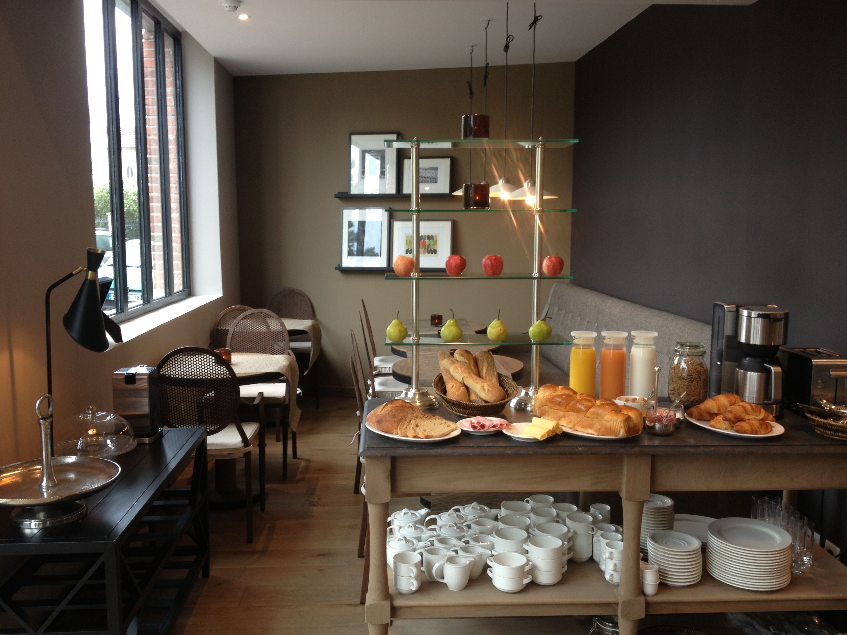 daily buffet breakfast (eur 12 per person)