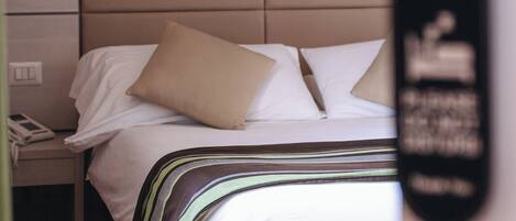 Camera economy con letto alla francese | Select Comfort beds, minibar, in-room safe, desk