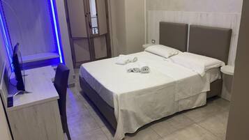 Premium bedding, down comforters, minibar, individually furnished