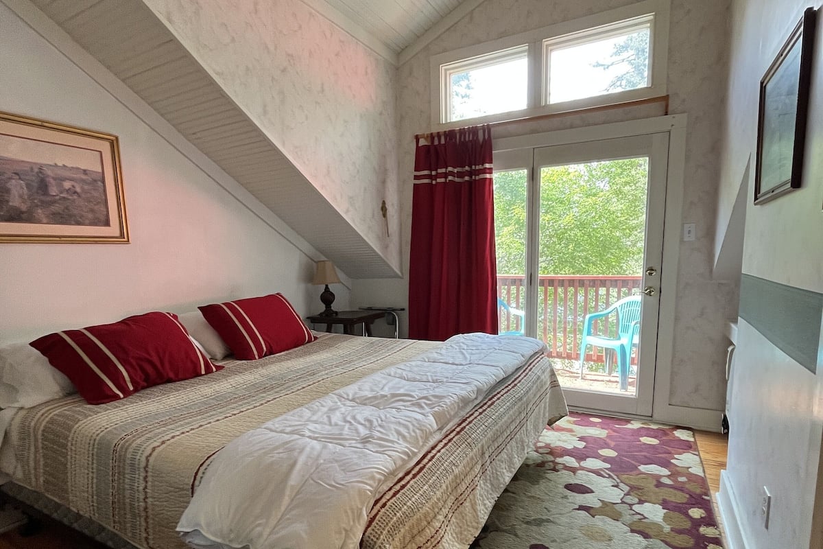 Habitación clásica (Isaac's Room) | Decoración personalizada, muebles diferentes y wifi gratis