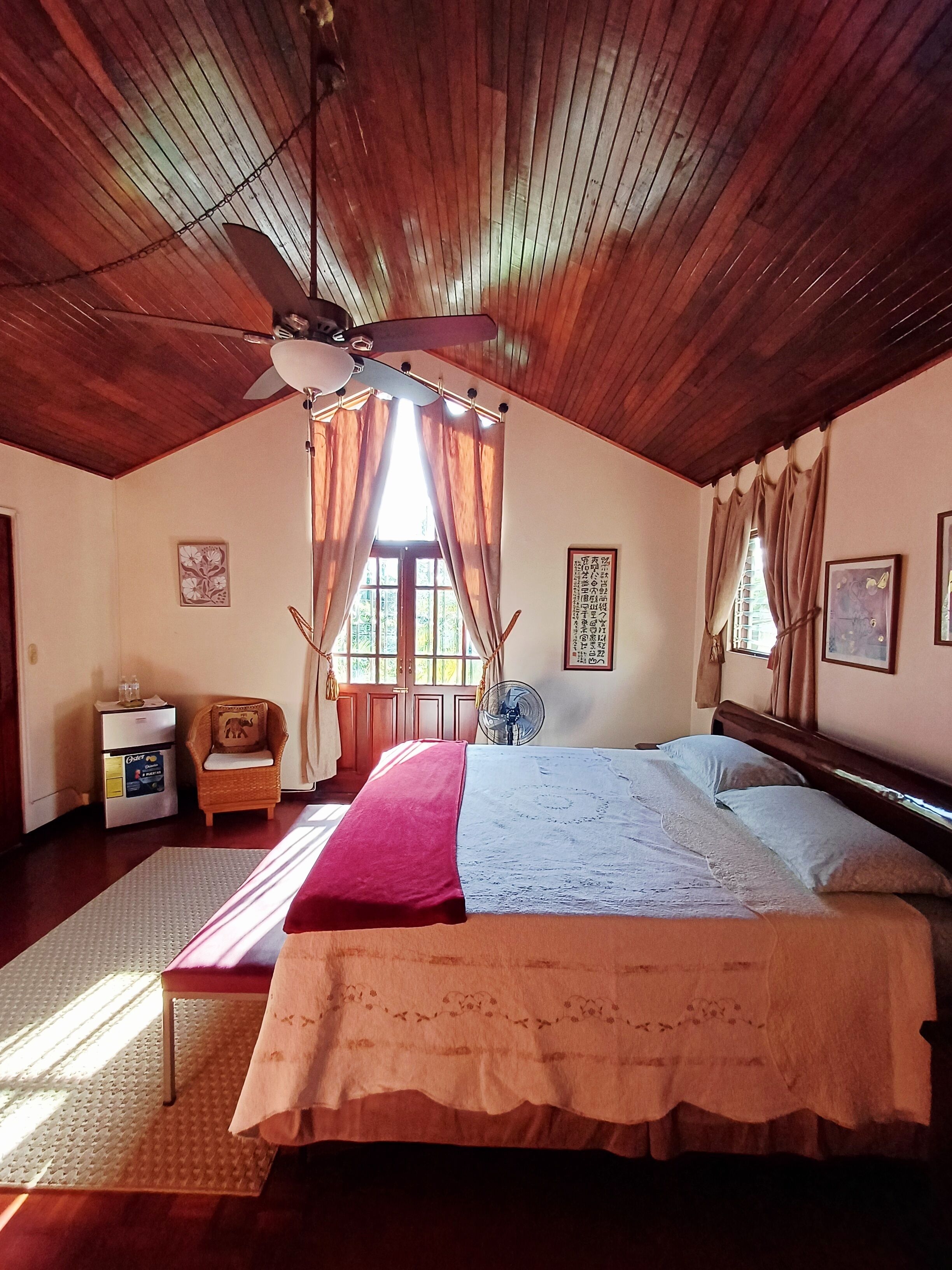 Royal Suite | Premium bedding, pillowtop beds, blackout drapes, soundproofing
