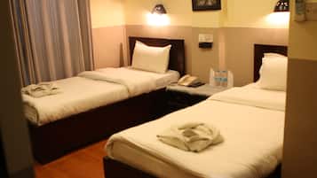 Kamar Twin Deluks | Meja kerja, kedap suara, setrika/meja setrika, dan Wi-Fi gratis