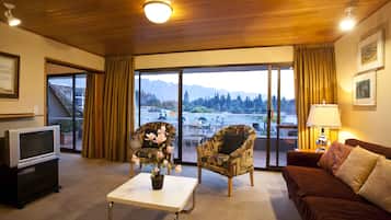 One Bedroom Apartment | Individually decorated, individually furnished, blackout drapes