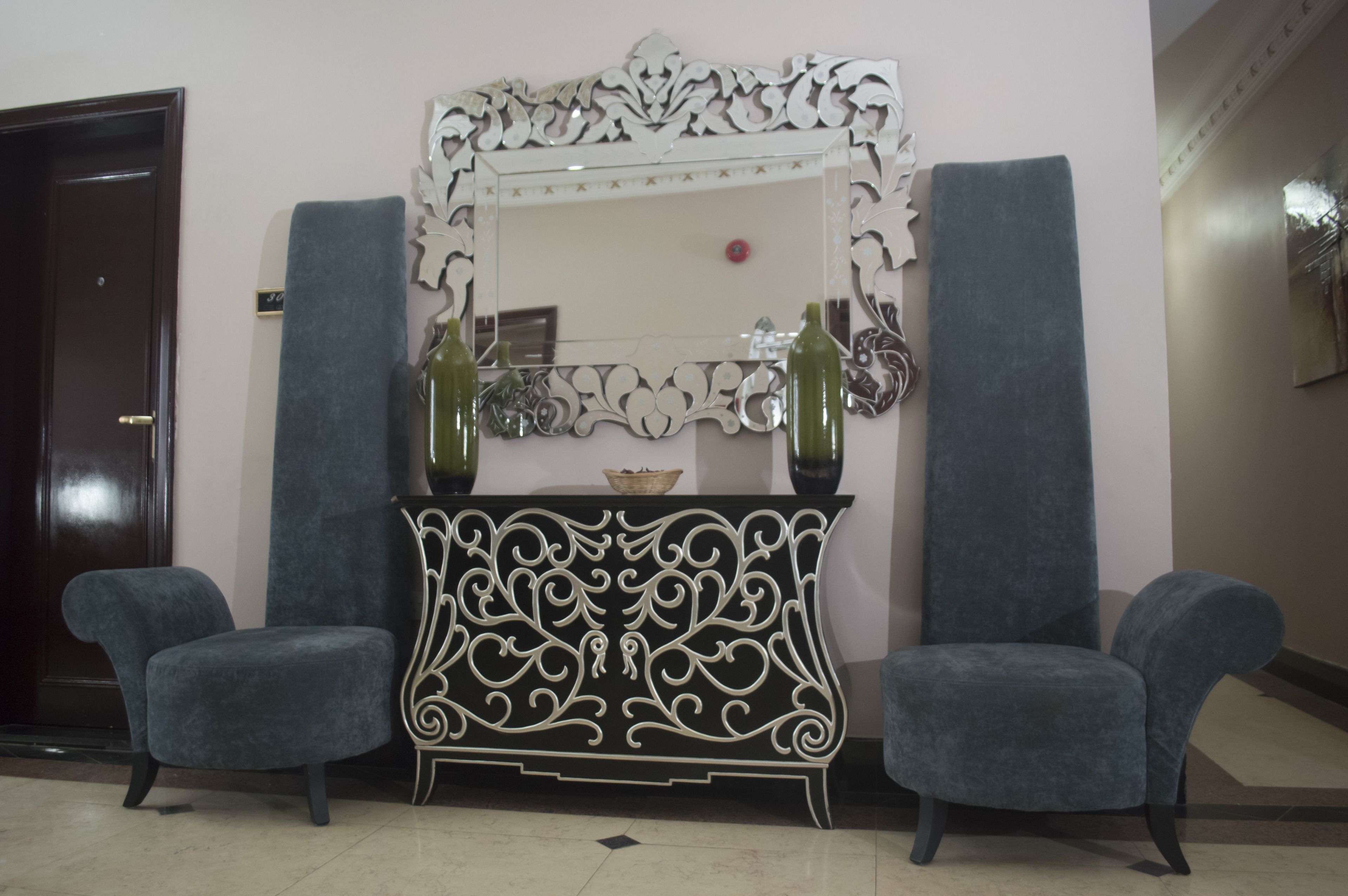 Minibar, in-room safe, individually decorated, individually furnished