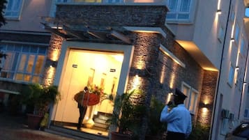 Fachada de la propiedad
