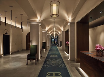 Hotel entrance and lobby at Refinery Hotel