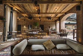 2 bars/lounges, lobby lounge, rooftop bar at Refinery Hotel