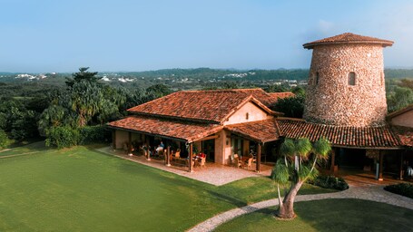 Royal Isabela - Image 9