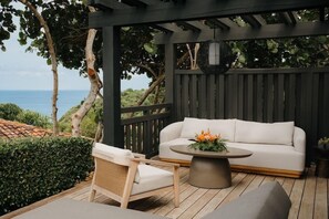 Ocean View King Casita | Terrace/patio