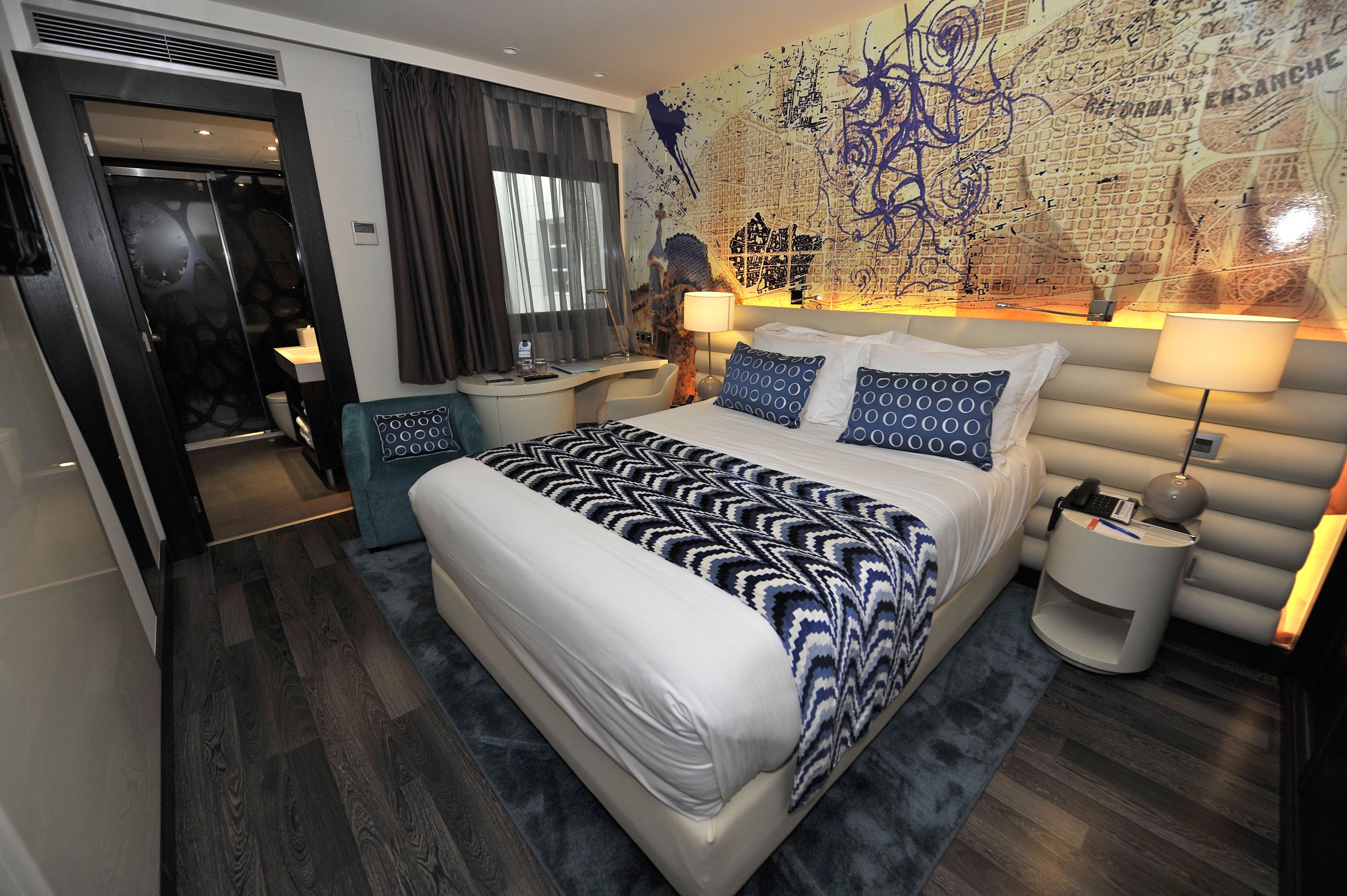 Premium bedding, minibar, in-room safe, desk