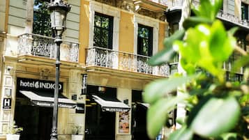 Fachada de la propiedad