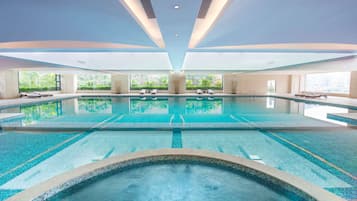 Una piscina techada