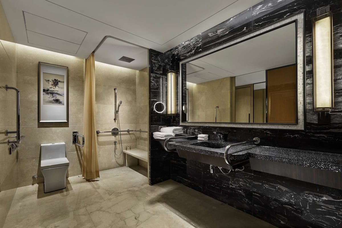 Regadera en el baño