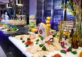 Desayuno buffet diario (CNY 118 por persona)