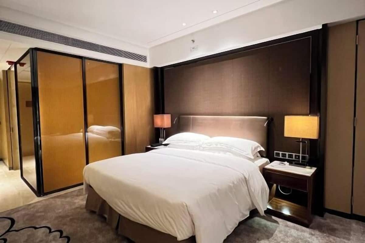 Ropa de cama de alta calidad y minibar