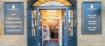 Warwick Arms Hotel