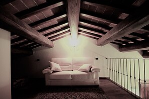 Vierbettzimmer | Kostenloses WLAN, Bettwäsche