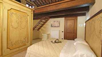 Quadruple Room | Free WiFi, bed sheets
