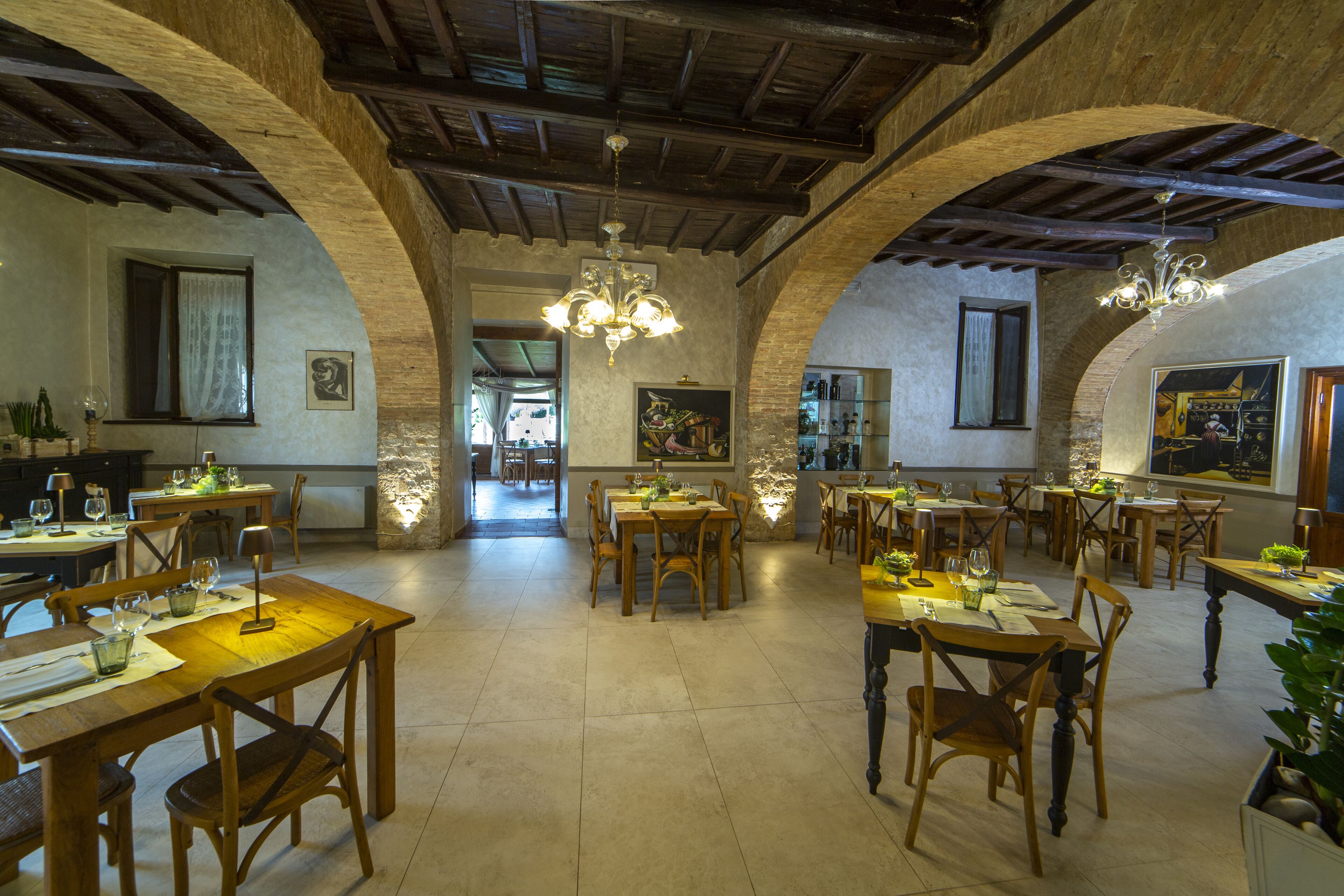 Breakfast, lunch, dinner served; local cuisine 