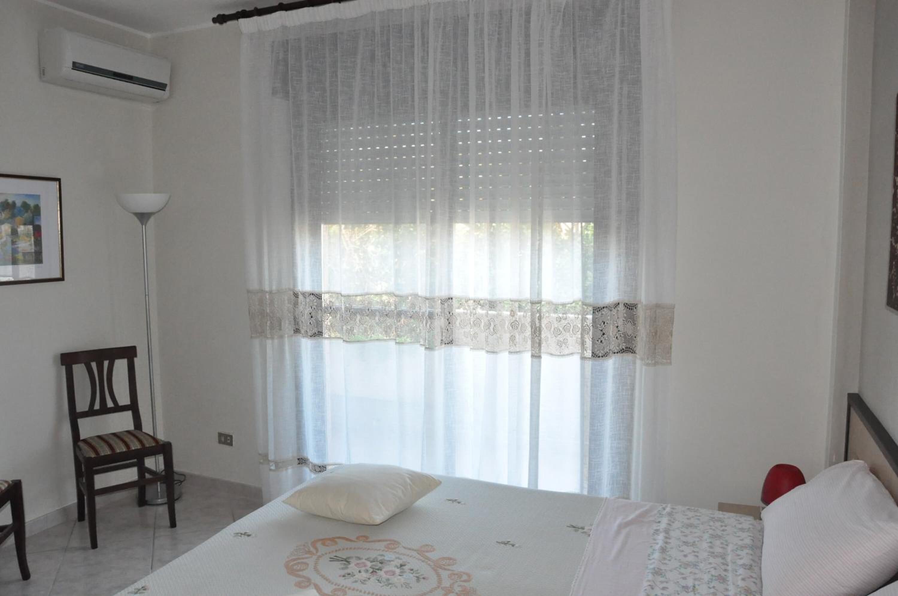 Minibar, Wi-Fi gratuit, draps fournis