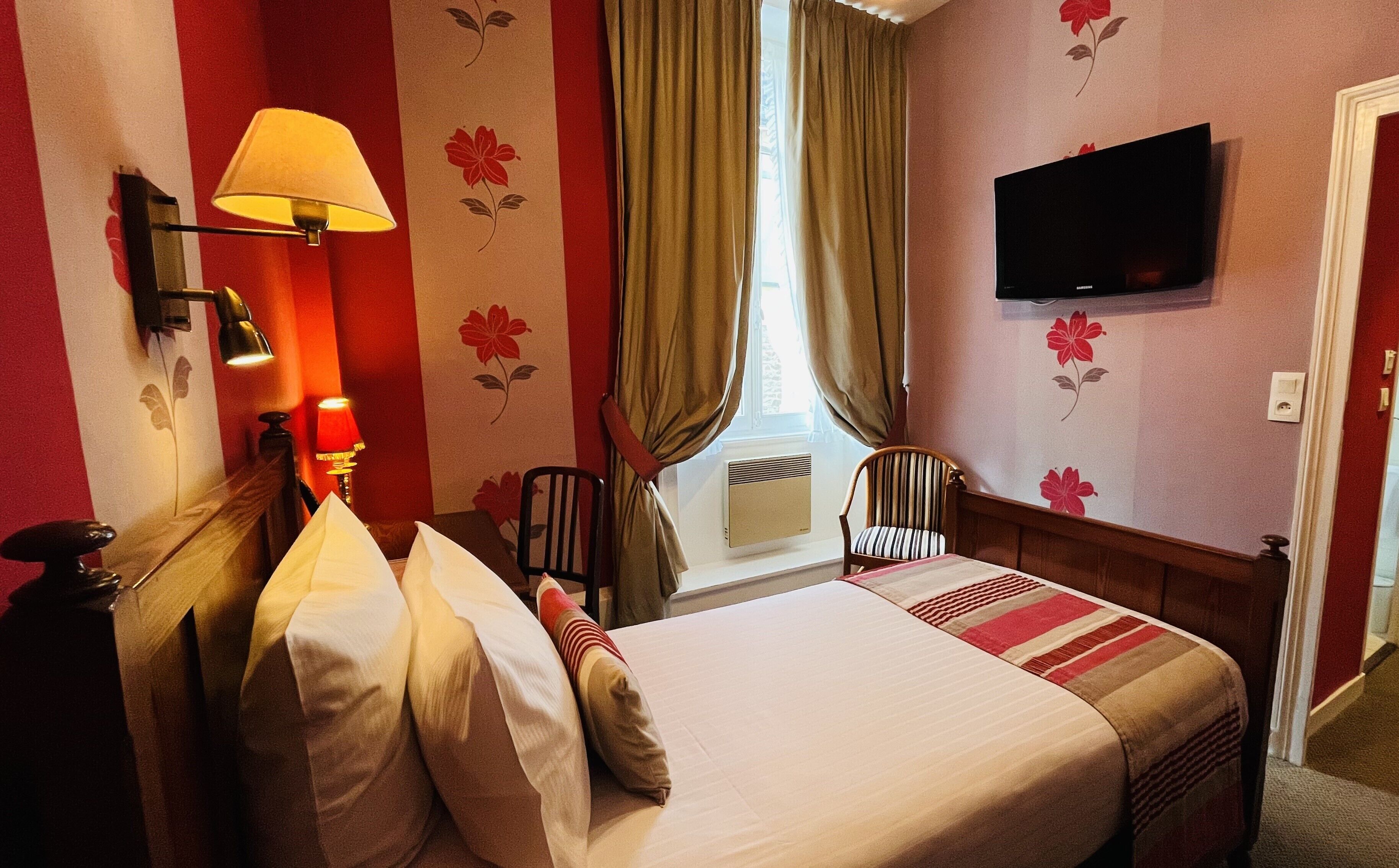 Foto - Logis Hôtel Restaurant le Printania