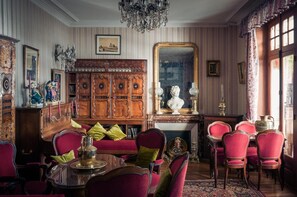 Lobby sitting area - Hôtel Printania (Dinard)