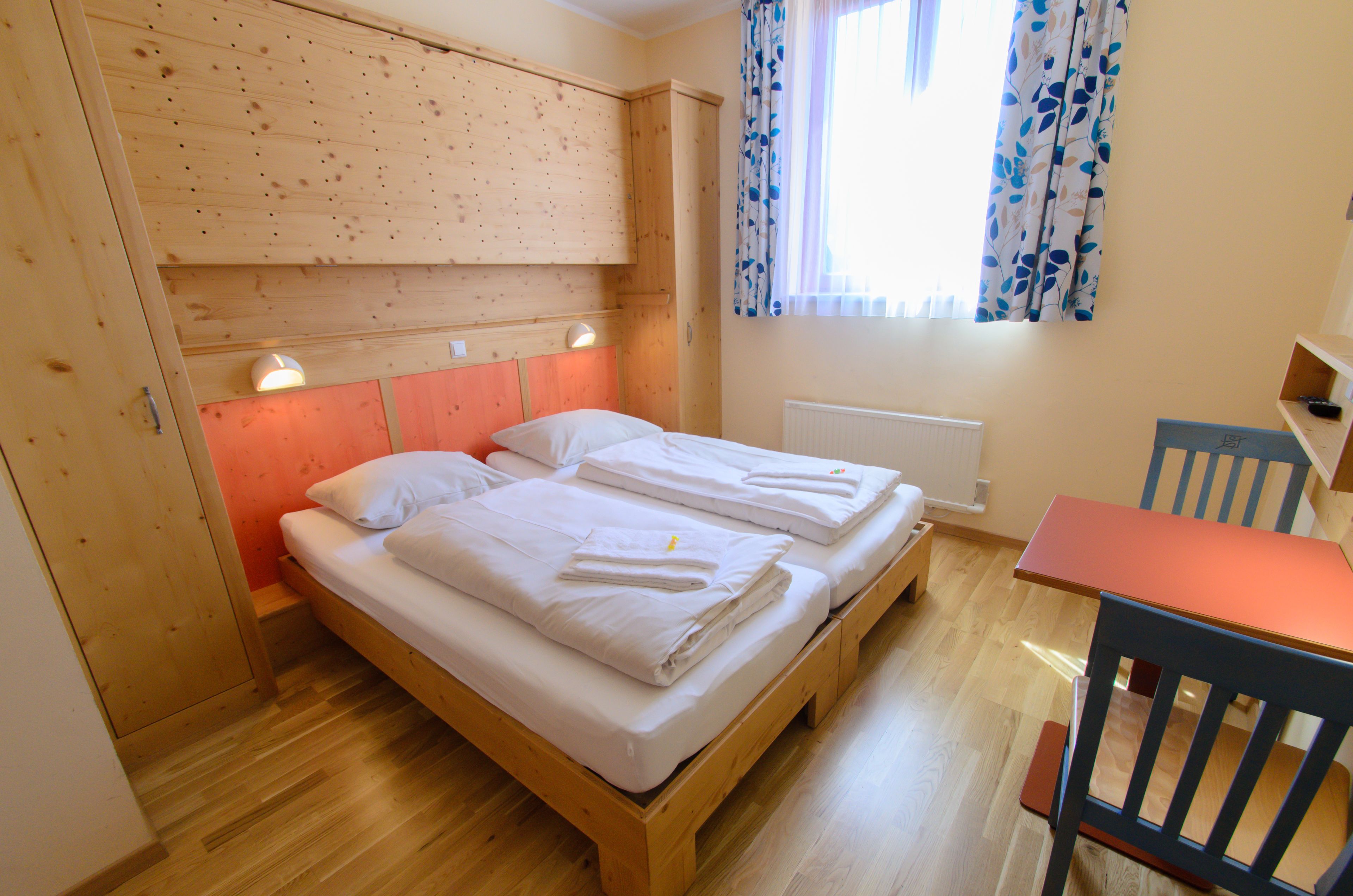 Allergikerbettwaren, Zimmersafe, individuell dekoriert