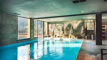 Indoor pool, outdoor pool, pool loungers