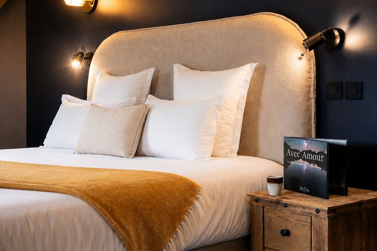 Suite | Minibar, in-room safe, desk, soundproofing