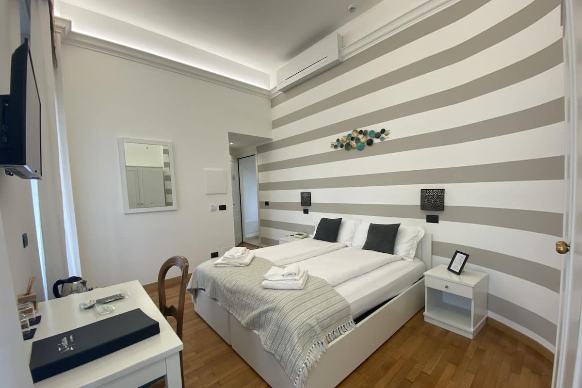 Premium Room, Lake View