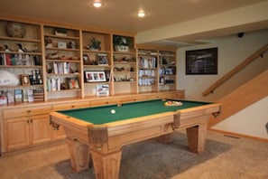 Billiards - Leech Lake B&B (Walker)