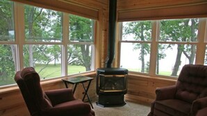 Unclassified image, 4 of 52, button - Leech Lake B&B (Walker)