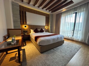 Luxury Room | Free minibar items, in-room safe, desk, soundproofing