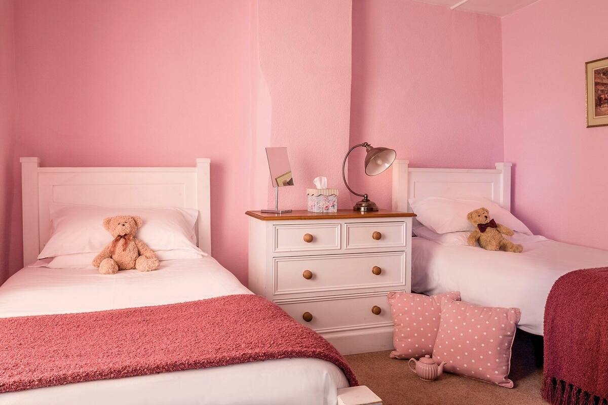 Chambre avec lits jumeaux, salle de bains attenante (Sheepwash) | Décoration personnalisée, ameublement personnalisé