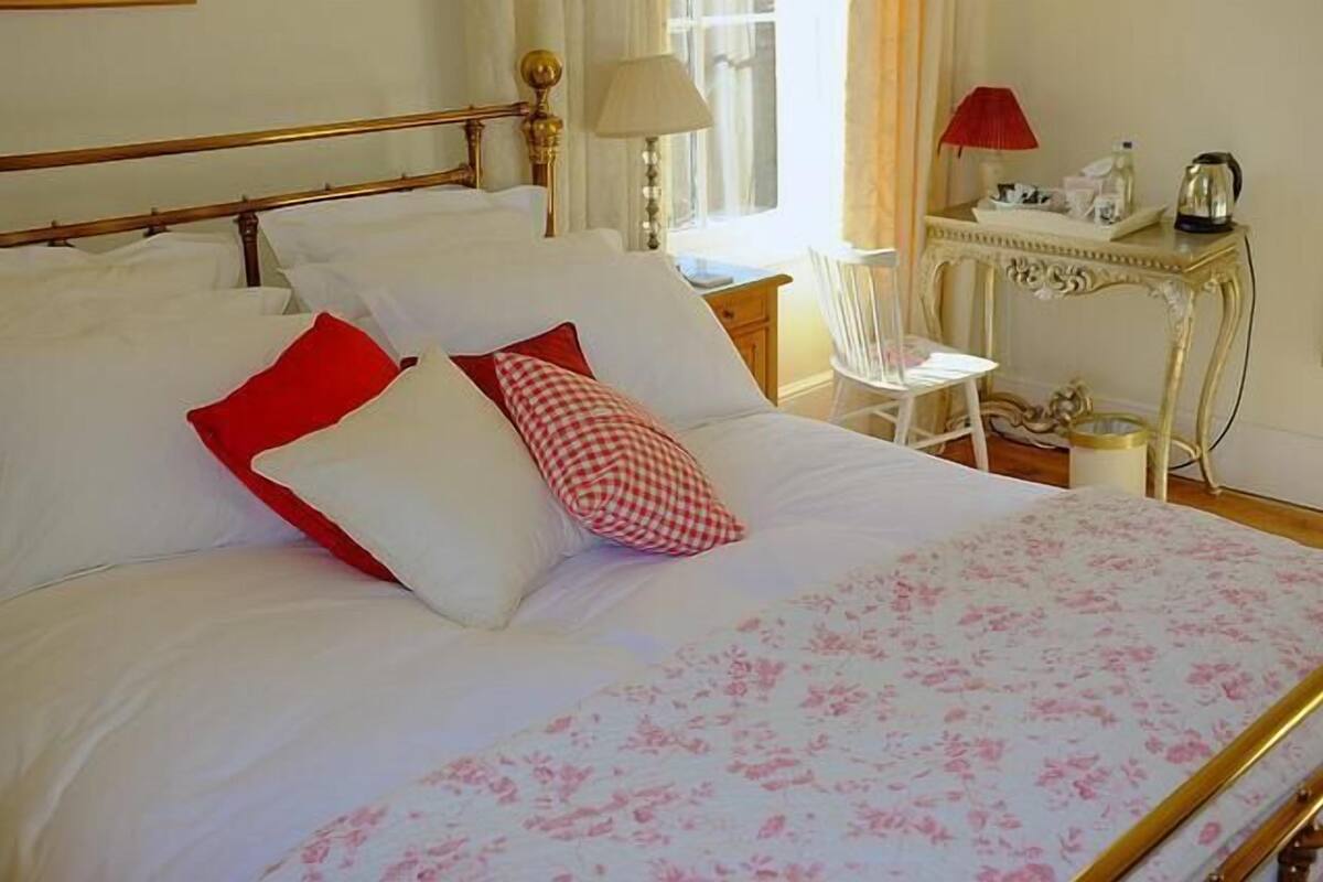 Habitación | Tabla de planchar con plancha y wifi gratis
