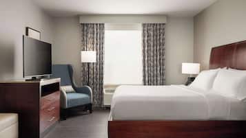 In-room safe, desk, laptop workspace, iron/ironing board