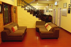 Sala de estar en el lobby