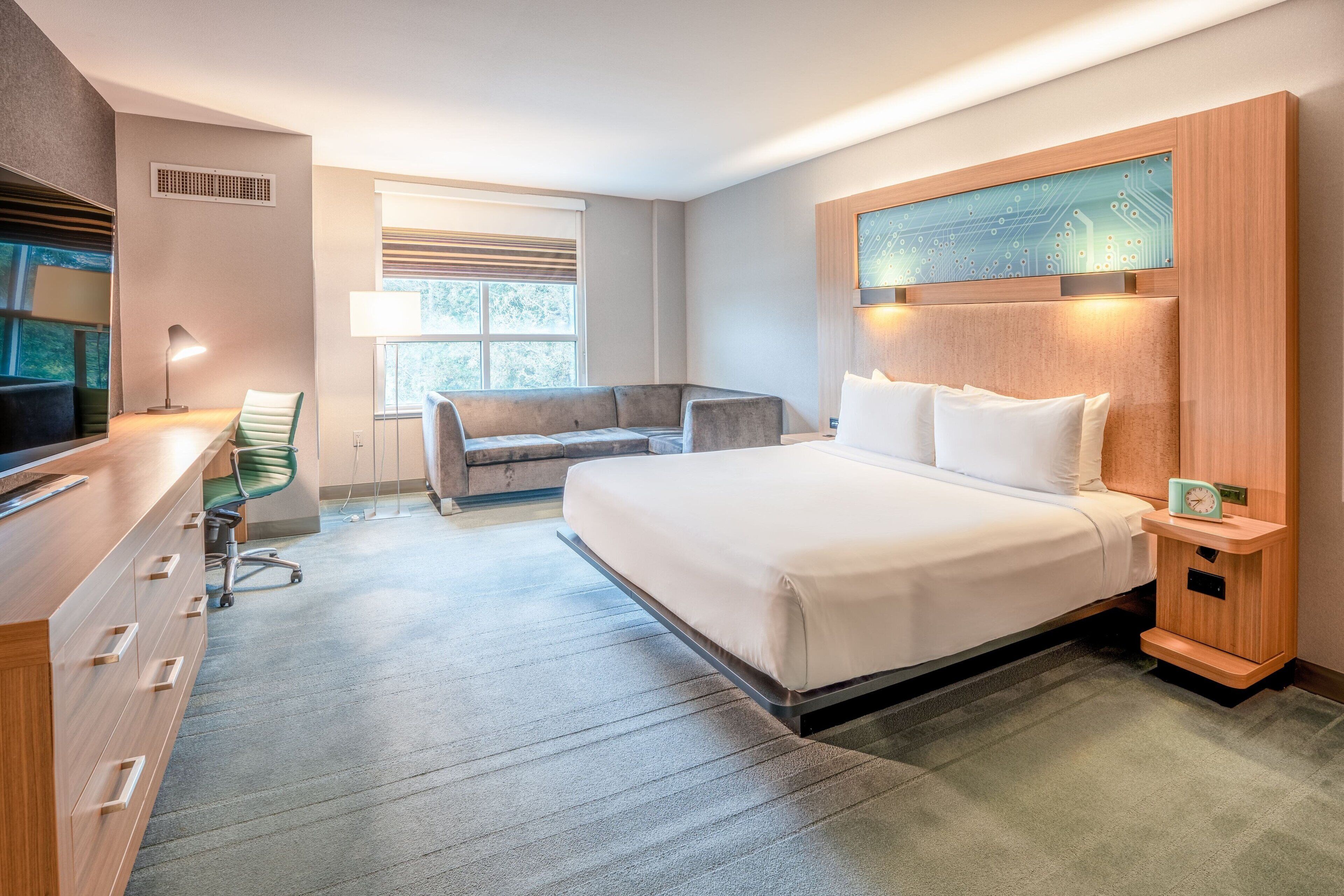 premium bedding, in-room safe, desk, iron/ironing board