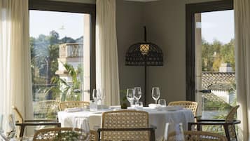 Breakfast served, garden views 