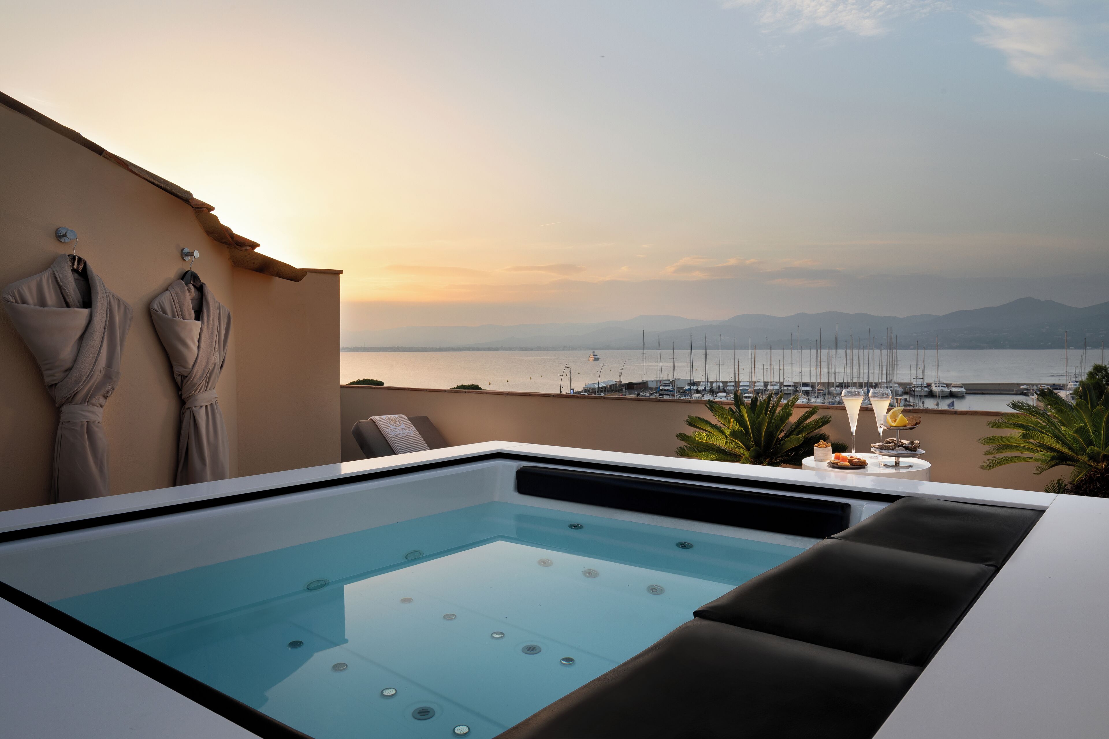 presidential suite | water view