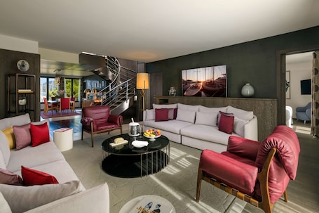 Presidential Suite | Premium bedding, free minibar, in-room safe, individually decorated. Hôtel de Paris Saint-Tropez