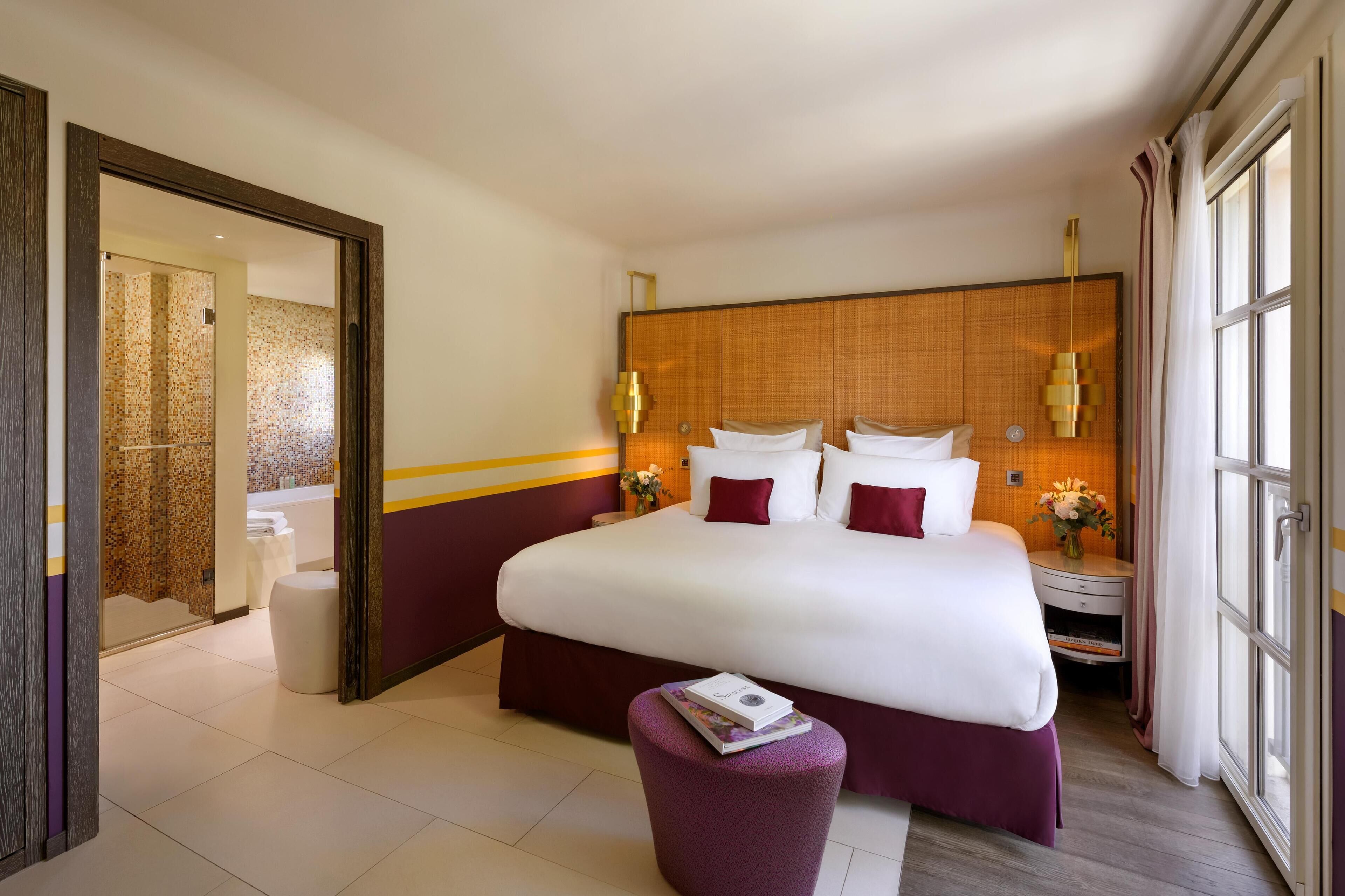 Literie de qualité supérieure, mini-bar avec articles gratuits