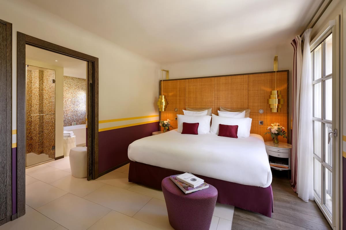Prestige Suite